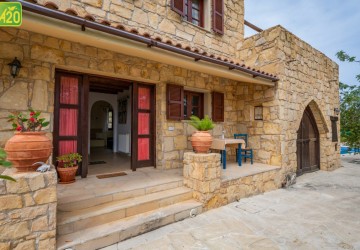 Detached Villa For Sale  in  Lysos