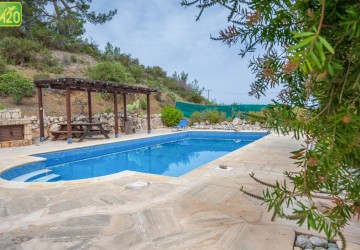 Detached Villa For Sale  in  Lysos