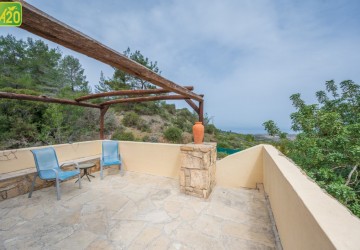 Detached Villa For Sale  in  Lysos