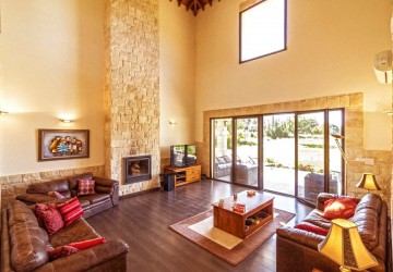 Detached Villa For Sale  in  Lysos