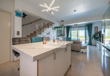 Town House For Sale  in  Argaka