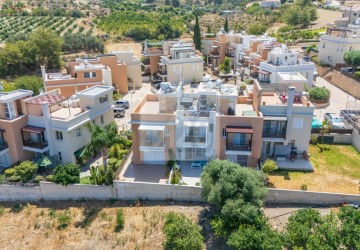 Town House For Sale  in  Argaka