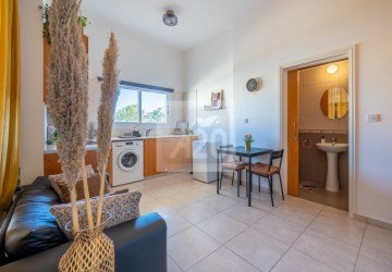 Studio For Sale  in  Polis