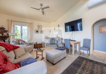 Bungalow For Sale  in  Lasa