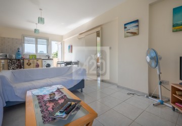 Apartment For Sale  in  Polis