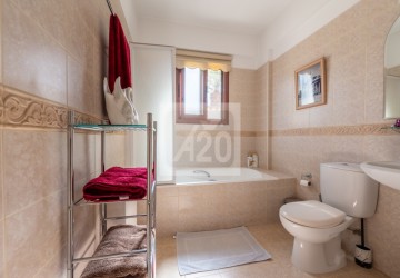 Detached Villa For Sale  in  Akourdalia