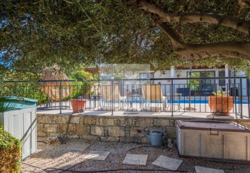 Detached Villa For Sale  in  Akourdalia