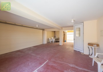 Building For Sale  in  Polis