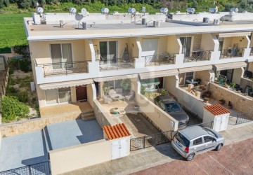 Town House For Sale  in  Polis