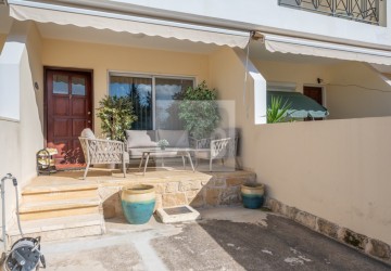 Town House For Sale  in  Polis