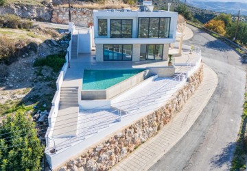 Detached Villa For Sale  in  Peristerona