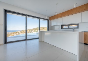 Detached Villa For Sale  in  Peristerona