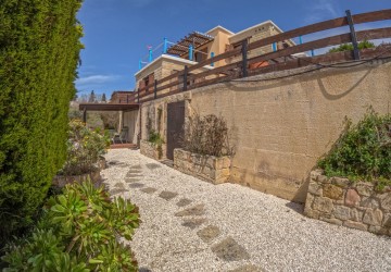 Detached Villa For Sale  in  Arodes