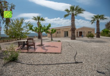4 Bedroom Detached Villa in Simou, Paphos