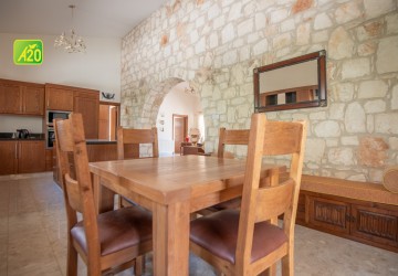 Detached Villa For Sale  in  Simou