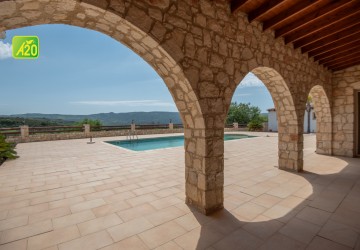 Detached Villa For Sale  in  Simou