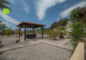 Detached Villa For Sale  in  Simou