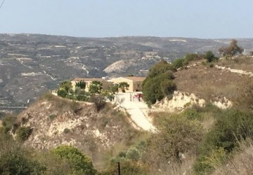 Detached Villa For Sale  in  Simou