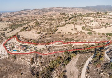 Detached Villa For Sale  in  Simou