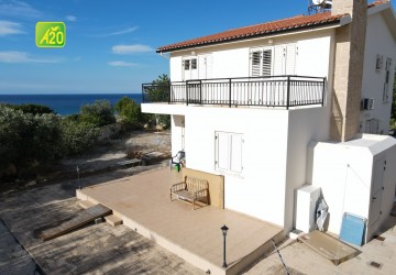 Detached Villa For Sale  in  Neo Chorio