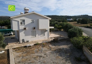 Detached Villa For Sale  in  Neo Chorio