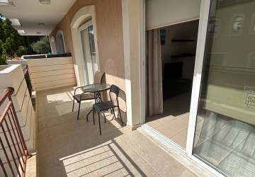 IMG-749-749-8