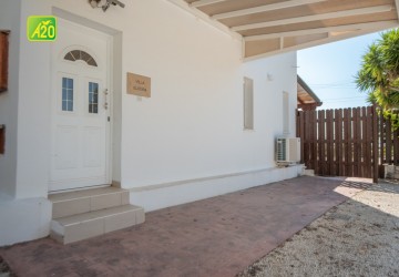 Detached Villa For Sale  in  Lysos