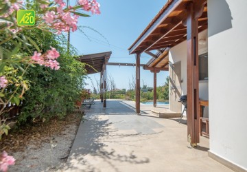 Detached Villa For Sale  in  Lysos
