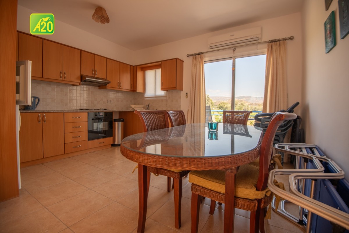 Apartment in Paphos - Image 4