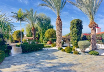 Detached Villa For Sale  in  Peyia