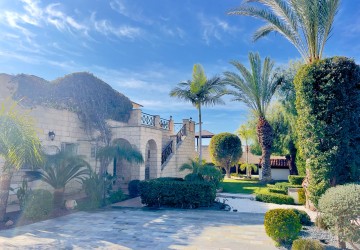 Detached Villa For Sale  in  Peyia