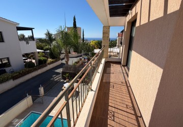 Detached Villa For Sale  in  Peyia