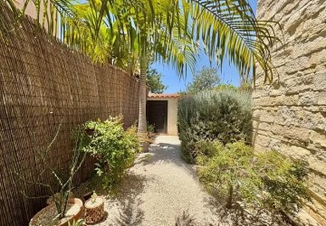 Detached Villa For Sale  in  Peyia